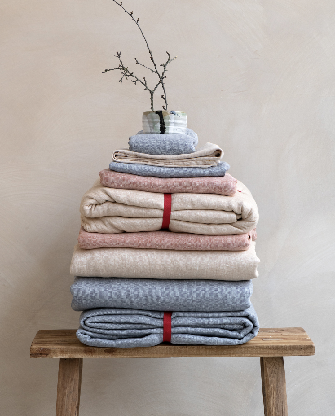 Be OONA or Be Ordinary